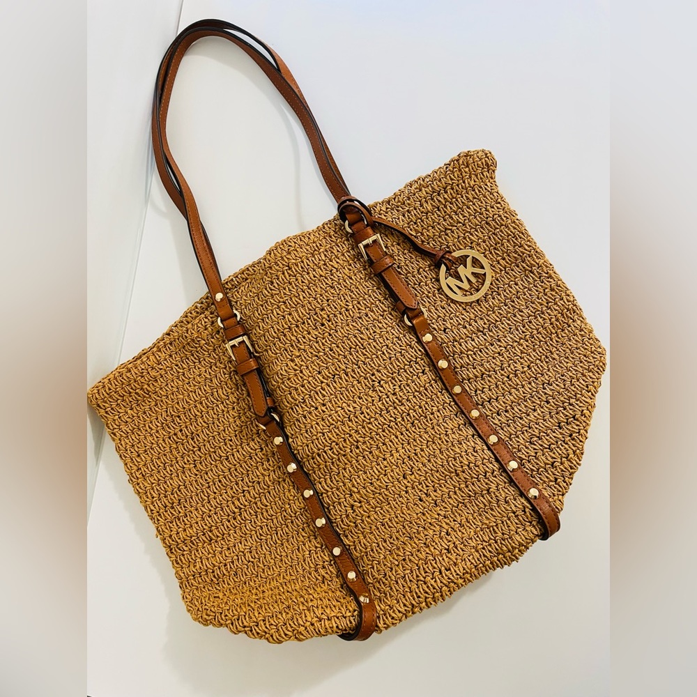 Michael Kors Beach Natural Straw Studded Leather Straps/Handle Tote Shoulder Bag